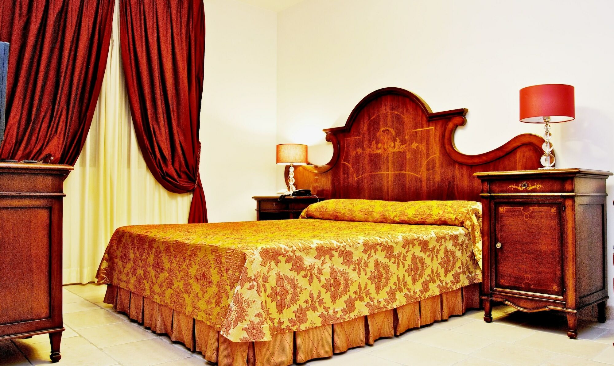 Vico Regio Hotel Casarano Exterior photo